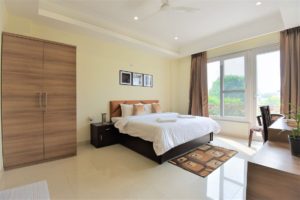 Golf Course Road Gurgaon Service Apartments